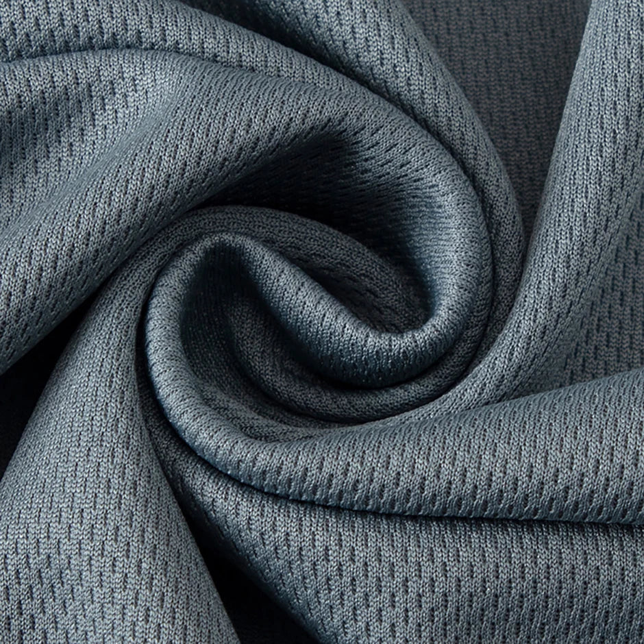 Tuta sportiva estiva da uomo in 2 pezzi ad asciugatura rapida T-shirt a maniche corte ampia e traspirante da corsa e fitness Pantaloncini tascabili neri