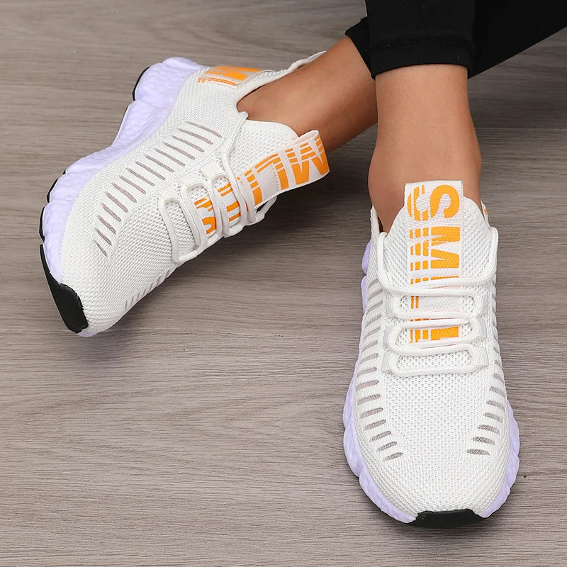 Scarpe sportive da donna Mesh Leggero Suola morbida Cinturino da jogging Traspirante Moda Sport Walking Scarpe basse da tennis casual per uomo