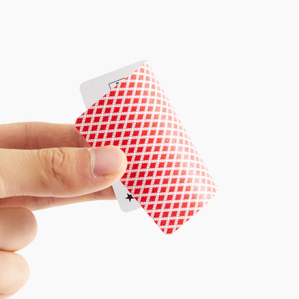 Nuove Carte Da Gioco In Plastica Stretta Impermeabili Da Tavolo Con Caratteri Grandi PVC Satinato Spessore Alto