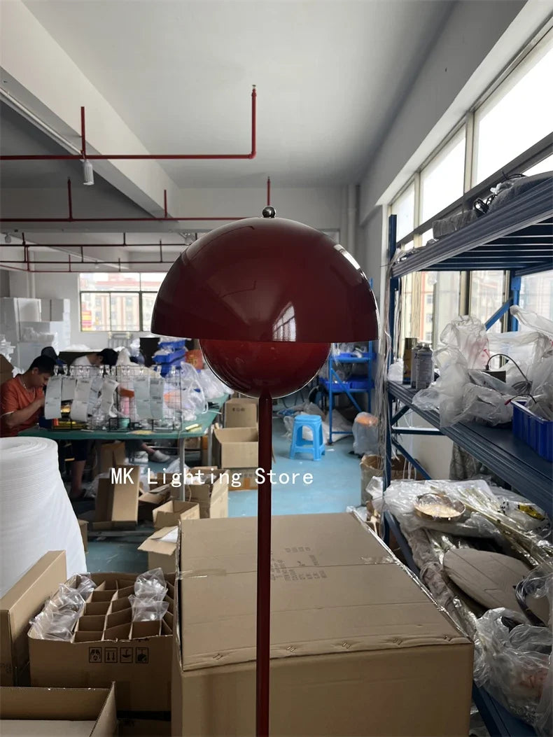 Lampada Da Terra Danish Bud Con Lampadina E27 Per Illuminazione Luce Da Tavolo E Scrivania In Ferro