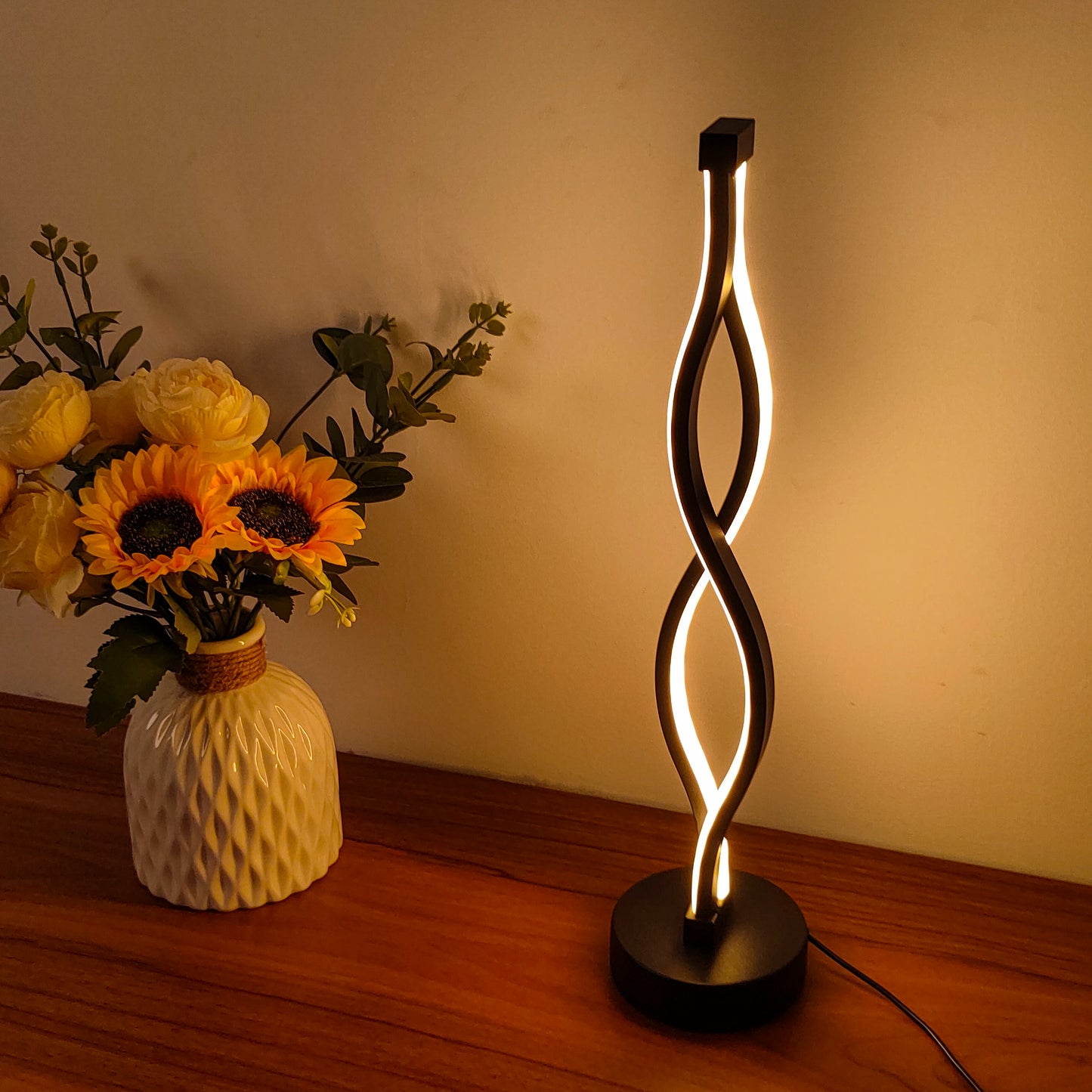Lampada Nordica Da Comodino Nero In Alluminio Per Camera Da Letto Minimalista Creativa Atmosfera Artistica