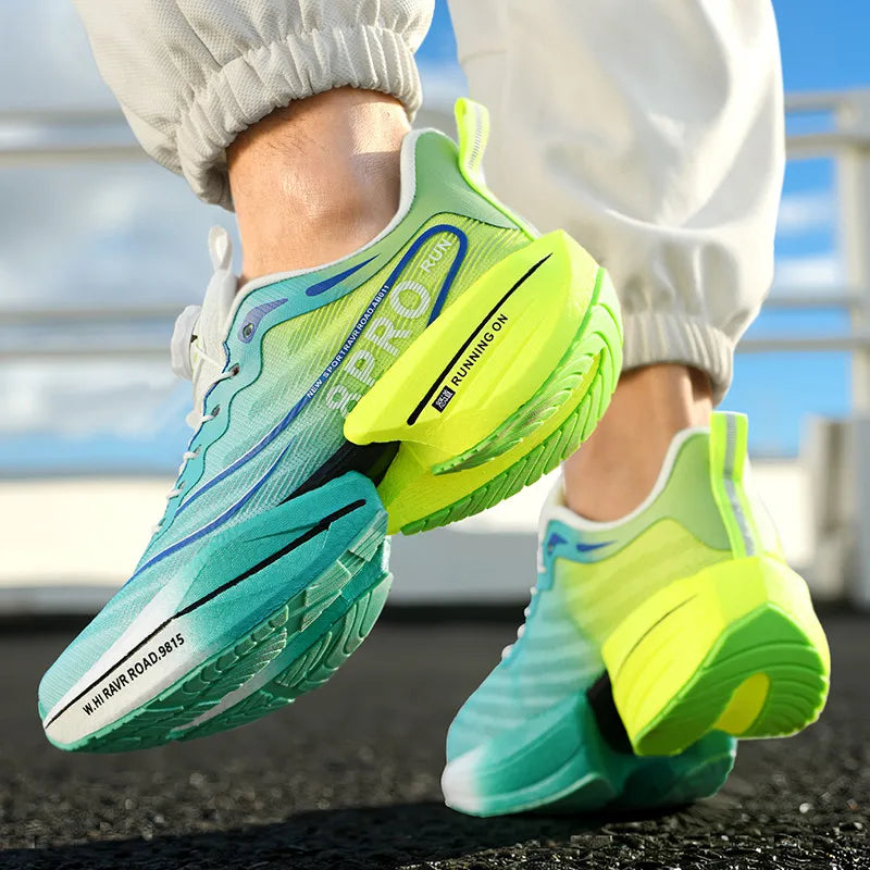 Scarpe sportive da uomo Scarpe da corsa da maratona con piastra in carbonio con palmo pieno Scarpe da tennis da coppia leggere e traspiranti in mesh Scarpe da allenamento