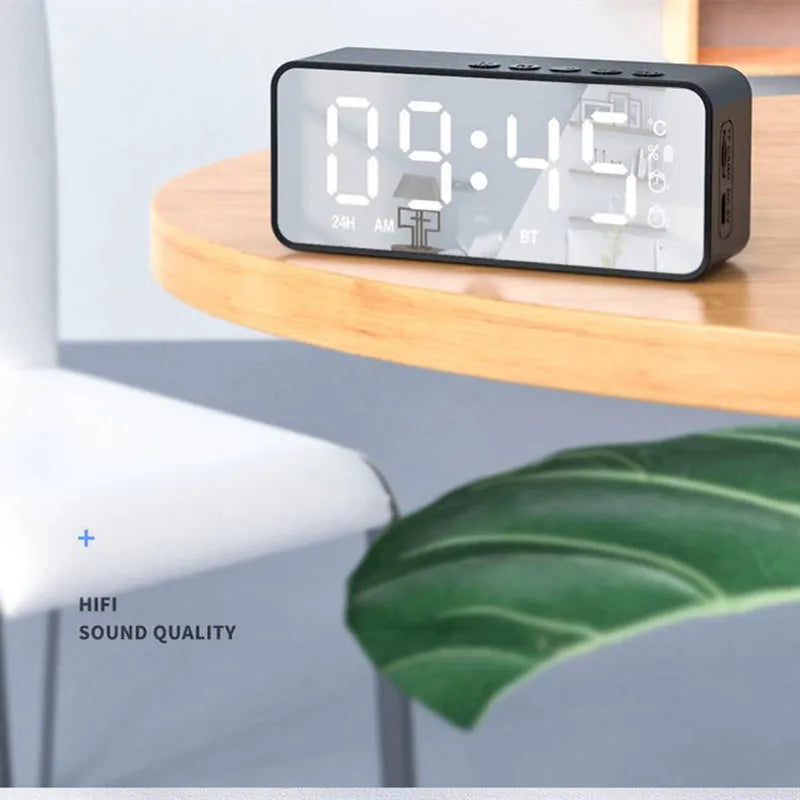 Sveglia Radio FM Con Altoparlante Bluetooth Subwoofer Portatile Con Lampada Integrata E Suono Wireless