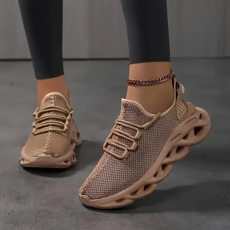 Scarpe sportive casual da uomo Sneakers leggere e traspiranti Scarpe da corsa nere in mesh per esterni Scarpe da passeggio per tennis da jogging atletiche