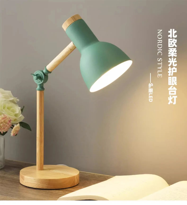 Lampada Da Tavolo Nordica In Legno LED Con Testa Giratoria Per Comodino E Scrivania Protezione Occhi E Lettura Studio