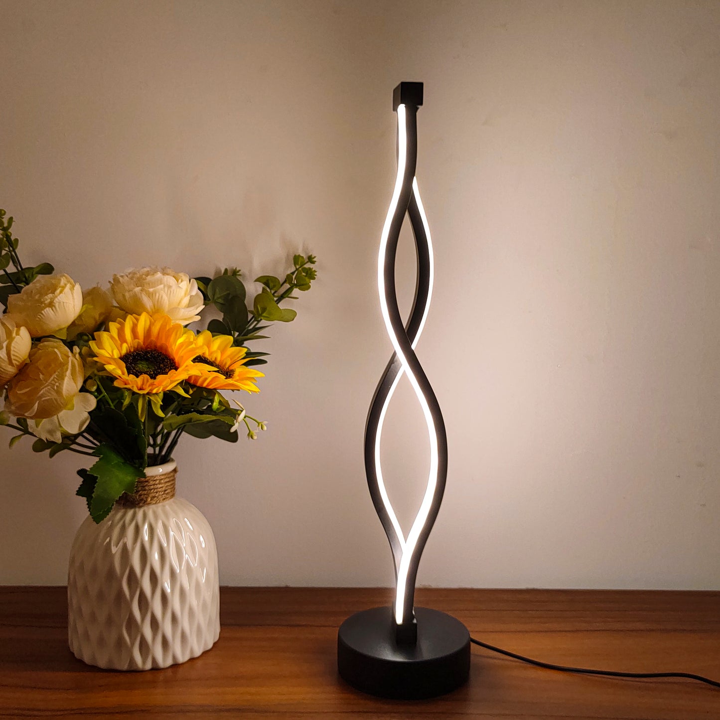 Lampada Nordica Da Comodino Nero In Alluminio Per Camera Da Letto Minimalista Creativa Atmosfera Artistica