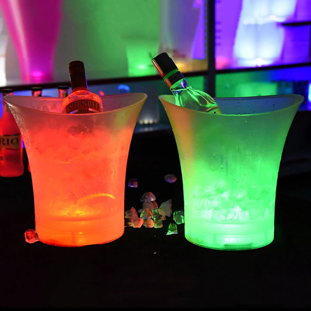 Secchiello Per Il Ghiaccio LED Da 5L Impermeabile In Plastica 6 Colori Illumina Bar Discoteche Night Party