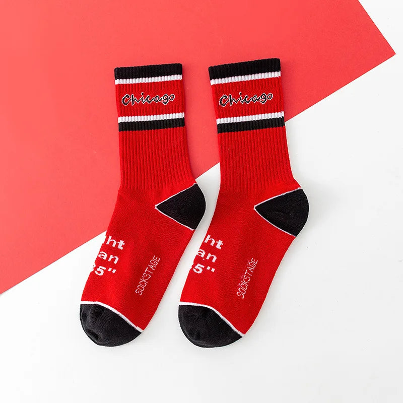 Calzini Unisex In Cotone Casual Per Skateboard Da Strada Neri E Rossi Con Cucitura Rinforzata