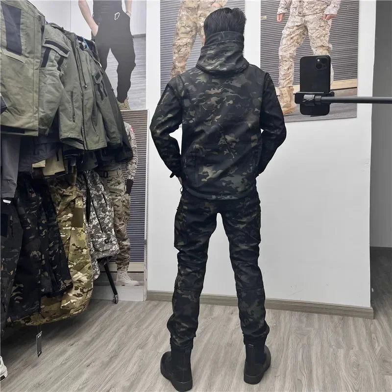 Tuta Soft Shell Uniforme Militare Con Cappuccio Pantaloni Cargo Traspiranti Set Da Caccia Multitasche