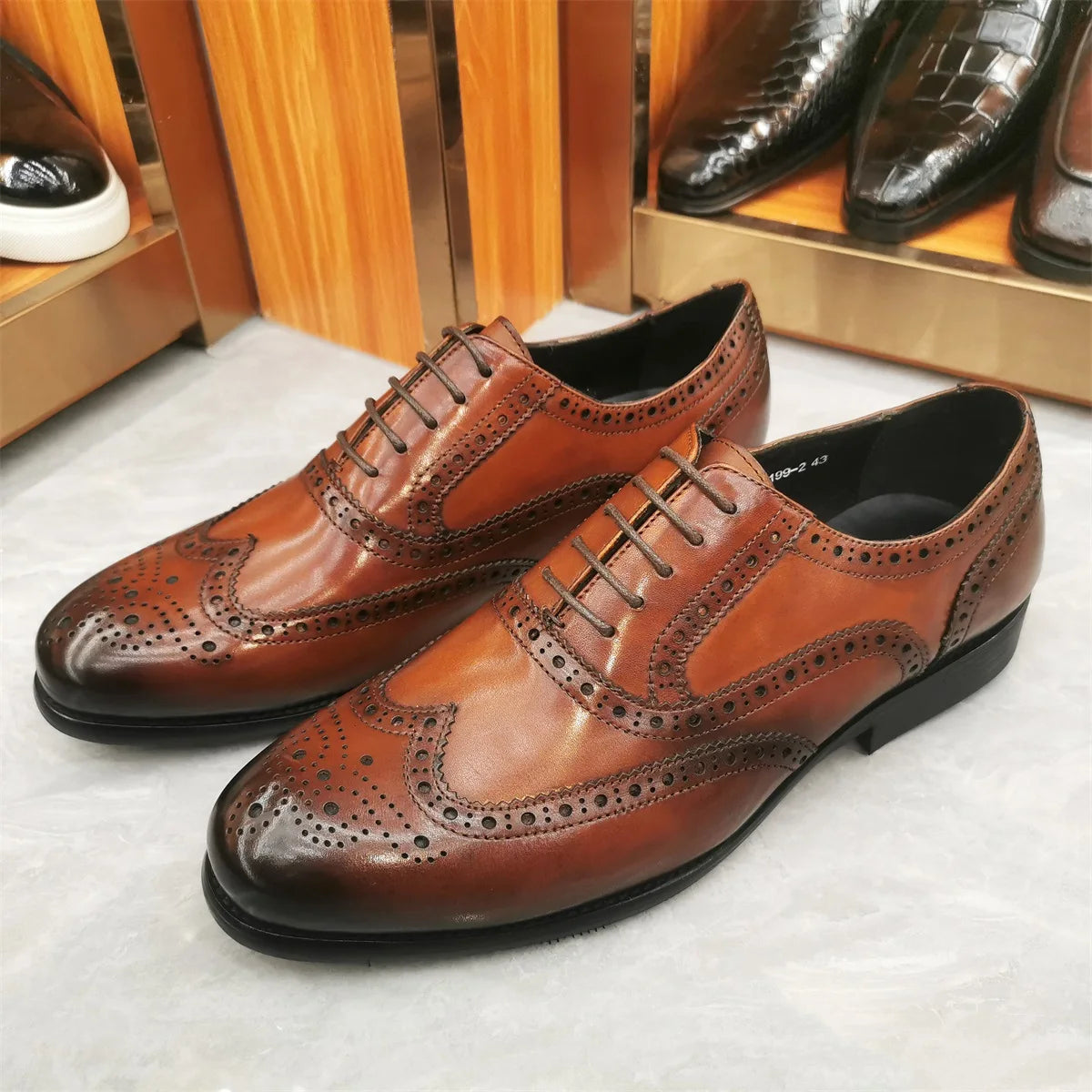 Scarpe Eleganti Da Uomo In Vera Pelle Brogue Punta Alare Oxford Con Lacci Per Matrimonio Nere E Marroni