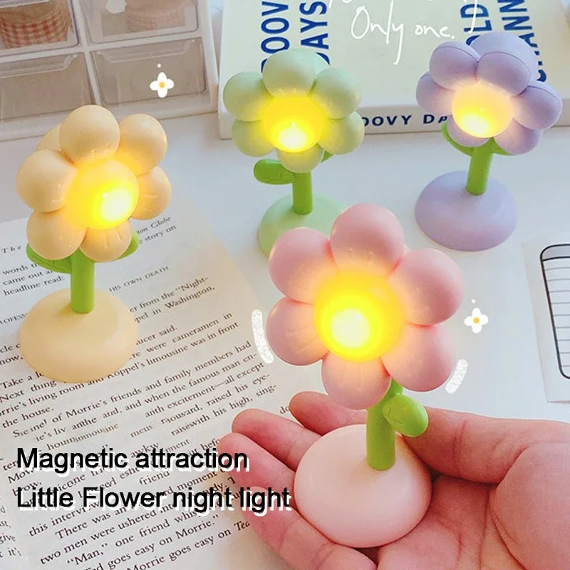 Lampada LED Fiore Notturna Mini Luce Da Tavolo Per Comodino Camera Da Letto Luce Ambientale Giocattolo Per Bambini Regalo