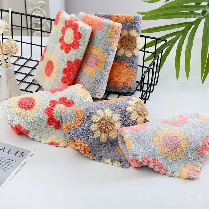 Panni Cucina In Pile Di Corallo 4 Pezzi Morbidi Assorbenti Ideali Per Famiglie Stampa Girasole 30x30 Cm