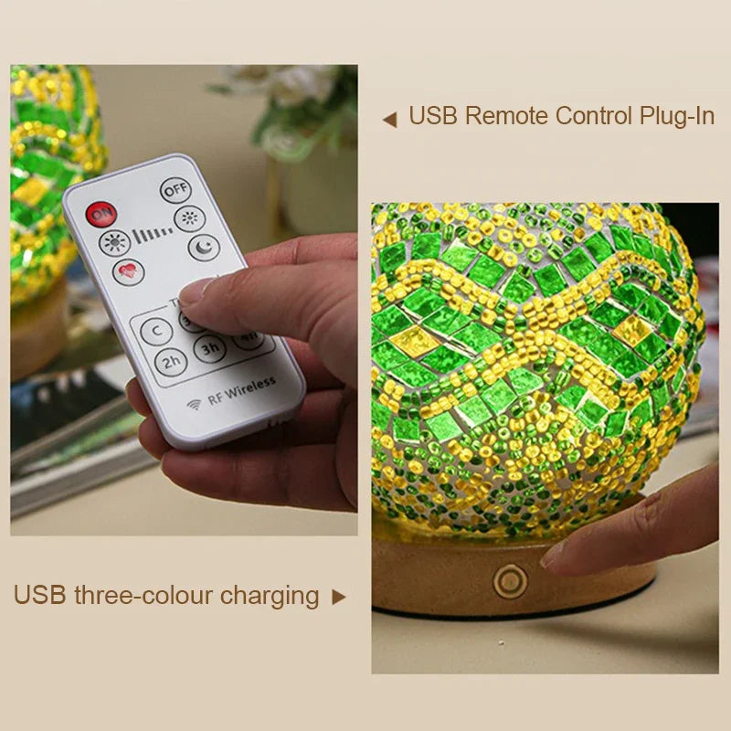 Lampada Da Scrivania LED Bohemien Con USB In Vetro Colorato Attenuazione Calda Stile Nazionale Per Camera Da Letto
