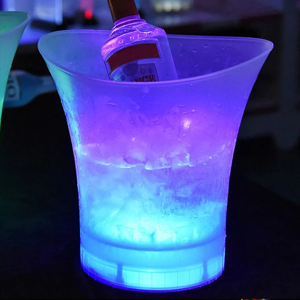 Secchiello Per Il Ghiaccio LED Da 5L Impermeabile In Plastica 6 Colori Illumina Bar Discoteche Night Party