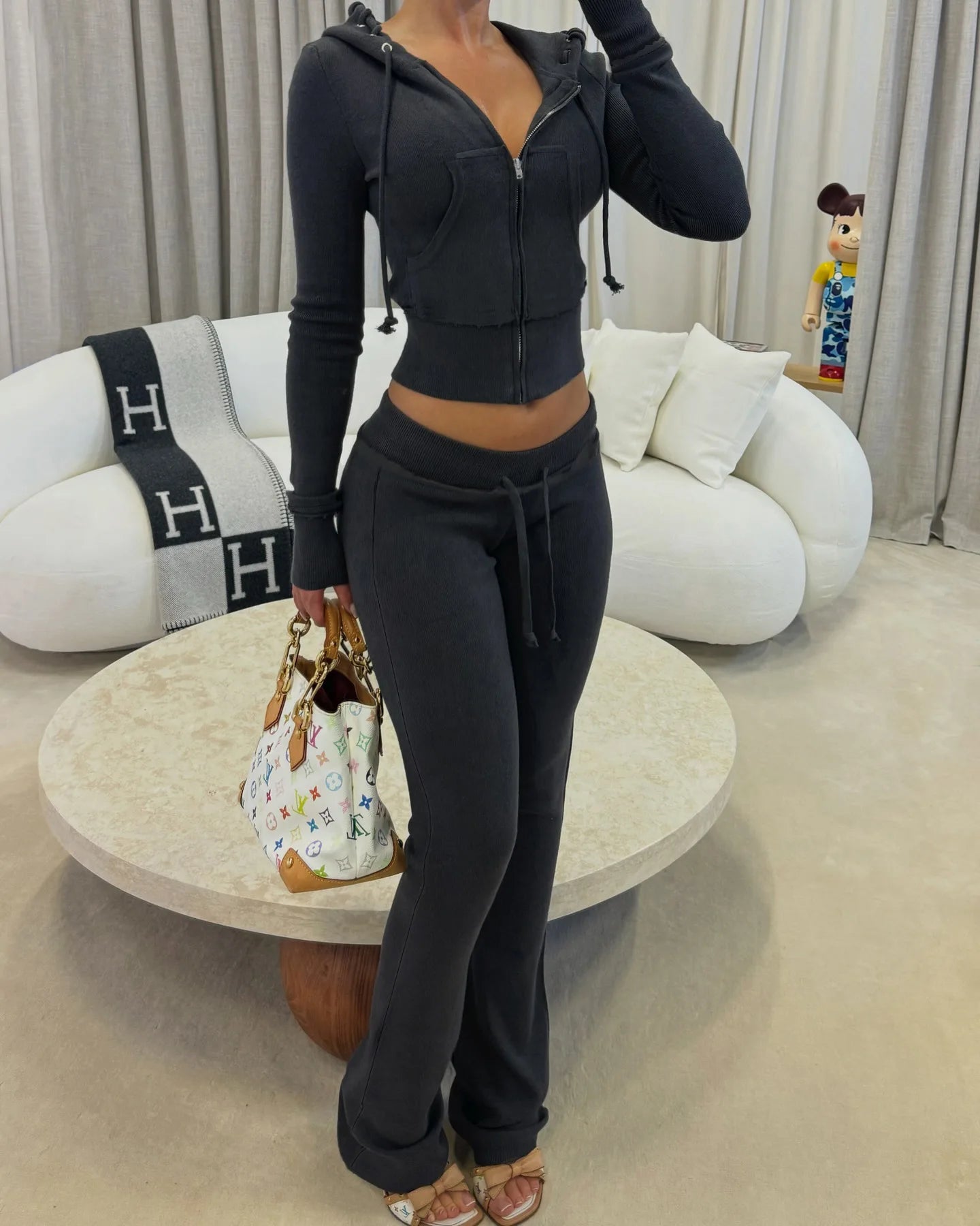 Outfit Da Donna Tre Pezzi Abito Casual Con Spalline Spazzolate E Contrasti Cardigan Con Cappuccio Pantaloni Svasati