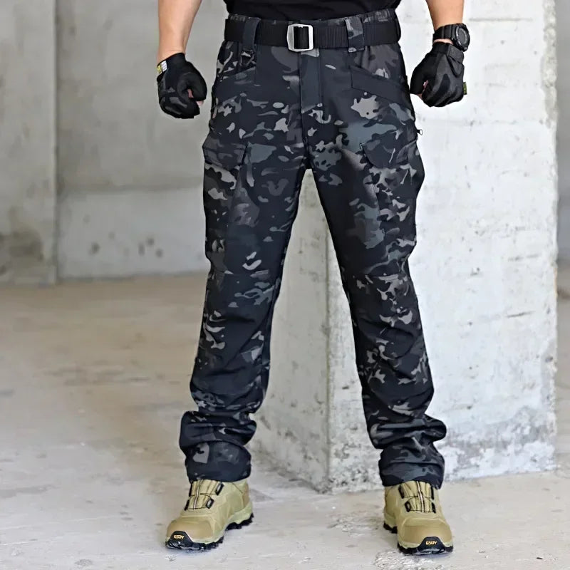 Completo Tattico Mimetico Uomo Giacca Impermeabile Con Cappuccio Zip Pantaloni Softshell Militari Tuta Invernale Pile