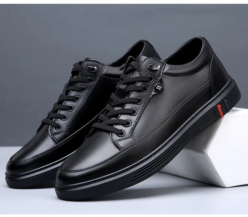 Scarpe da Uomo in Vera Pelle Primavera Autunno Modello A4906 Calzature Casual Piatte in Morbida Pelle Nero Marrone