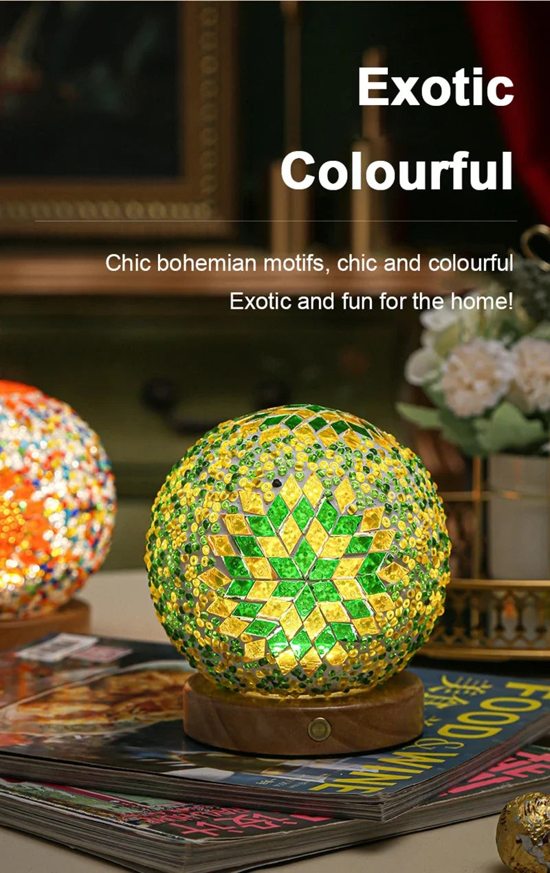 Lampada Da Scrivania LED Bohemien Con USB In Vetro Colorato Attenuazione Calda Stile Nazionale Per Camera Da Letto