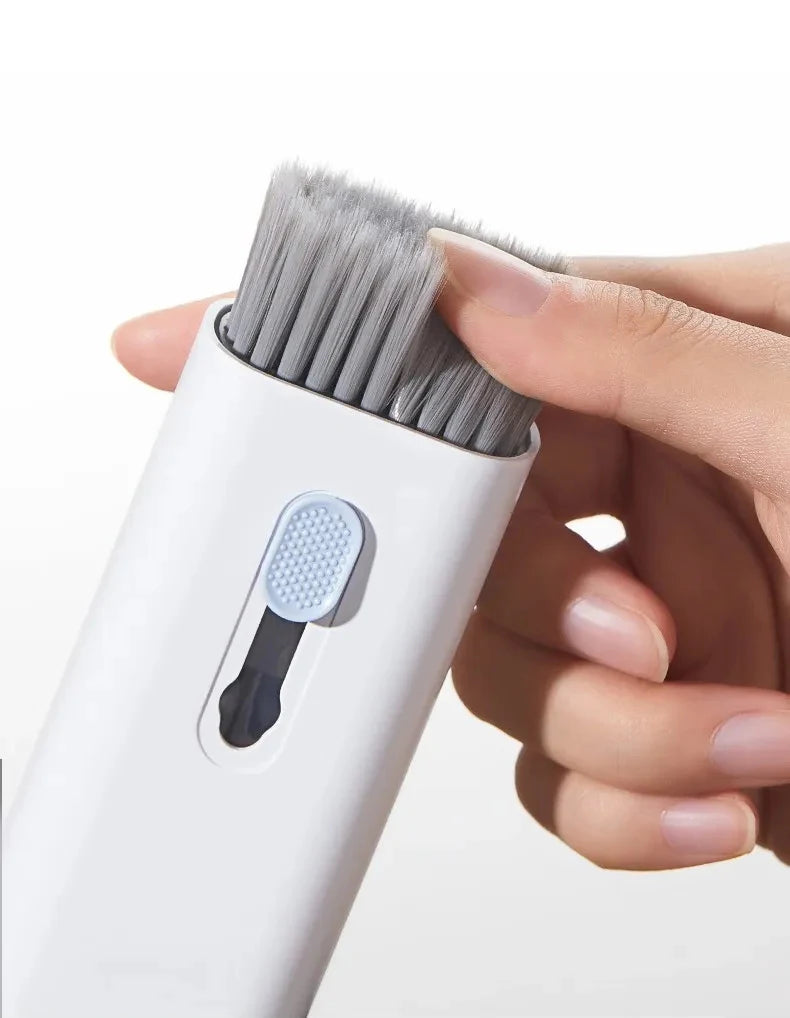 Kit 7 In 1 Spazzola Per Pulizia Tastiera Computer Auricolari Detergente Estrattore Copritasti
