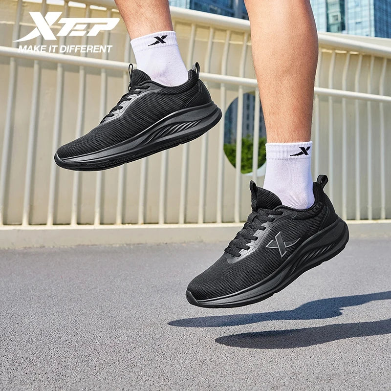 Xtep Scarpe da Corsa per Uomo 2025 Scarpe Estive in Mesh Traspirante Leggere con Suola Morbida e Ammortizzante