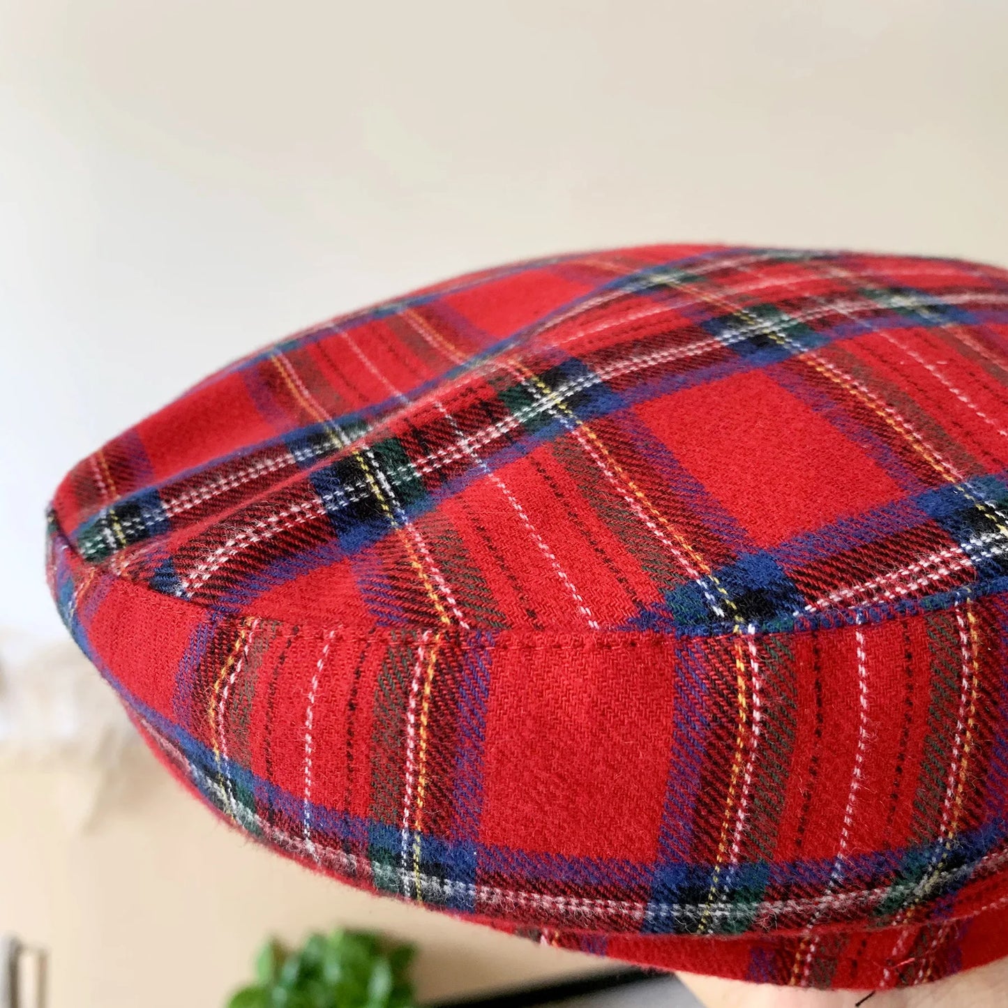 Berretto Scozzese Rosso Unisex Plaid Motivo Profilo Piatto Stile Retrò Caldo Comfort Elegante Donna Uomo
