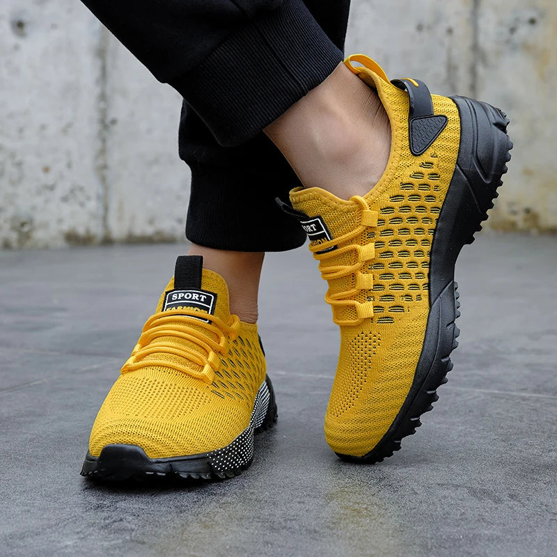 Scarpe Nuove da Ginnastica Uomo Leggere con Piattaforma per Corsa Antiscivolo Traspiranti con Suola Spessa Vendita Calda