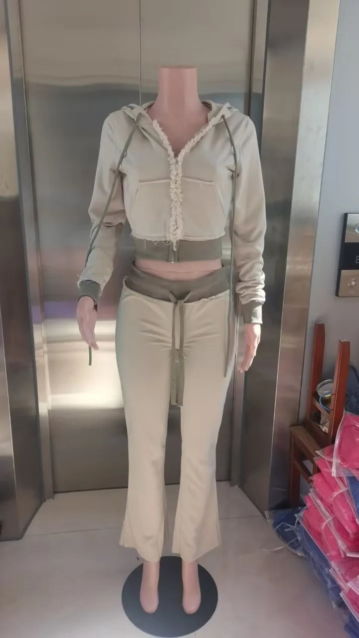 Outfit Da Donna Tre Pezzi Abito Casual Con Spalline Spazzolate E Contrasti Cardigan Con Cappuccio Pantaloni Svasati