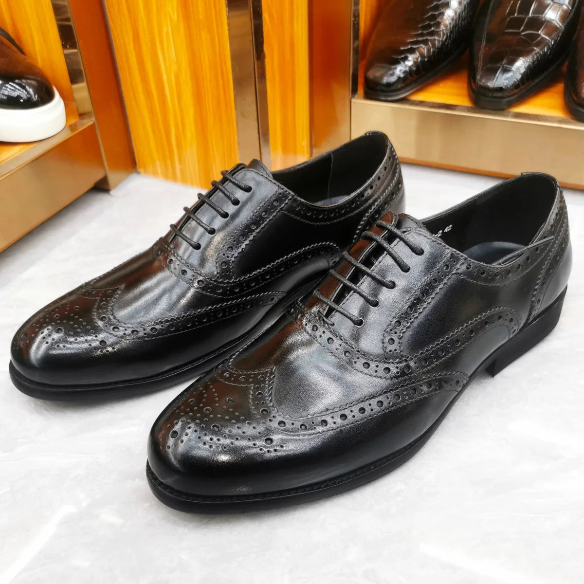 Scarpe Eleganti Da Uomo In Vera Pelle Brogue Punta Alare Oxford Con Lacci Per Matrimonio Nere E Marroni