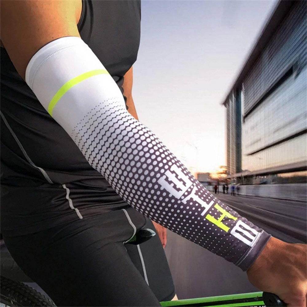 Maniche Braccia Ciclismo Unisex Rinfrescanti Protezione UV Solare Elastiche Per Corsa