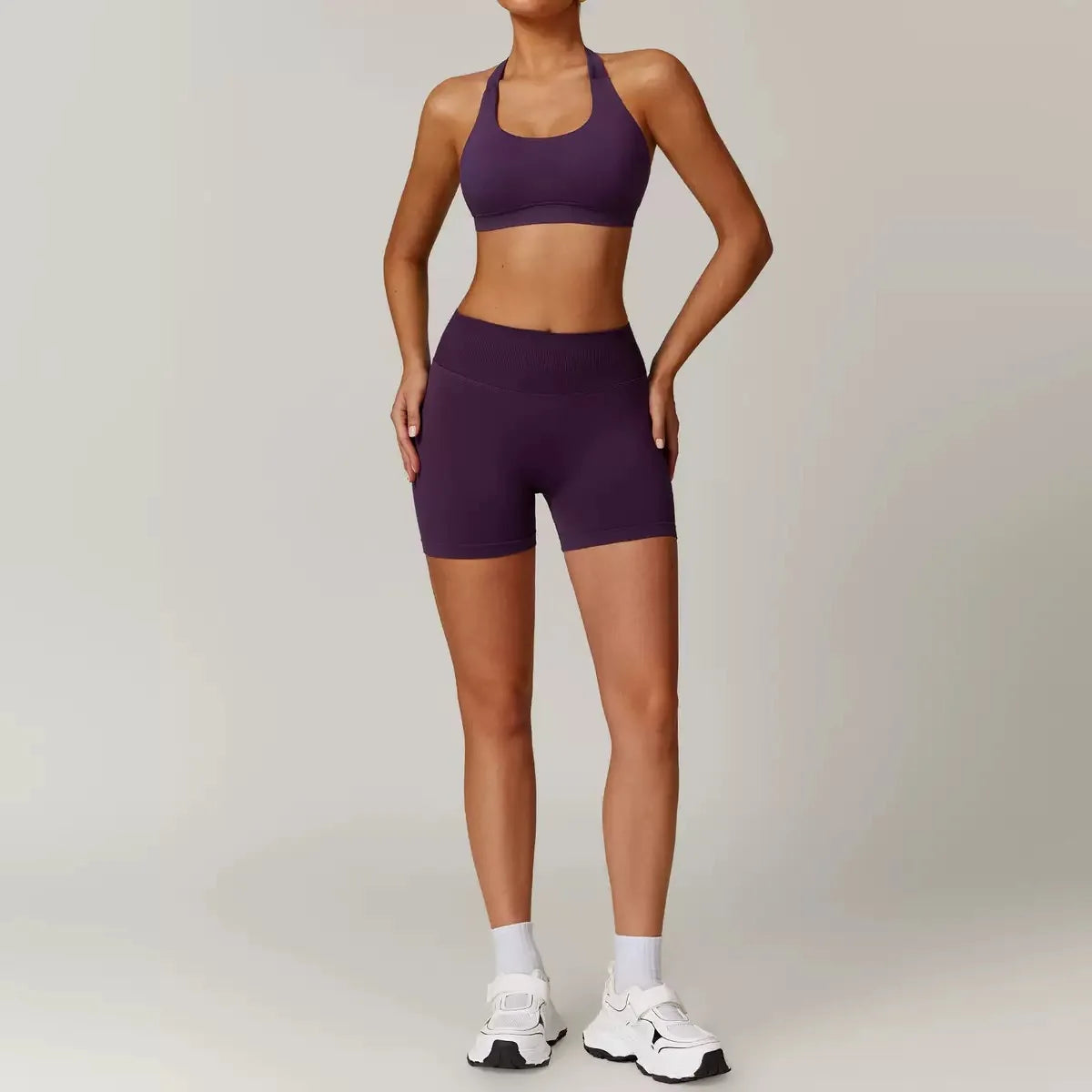 Set Sportivo Da Yoga Donna 2 Pezzi Giacca Seamless Scollo Americana Reggiseno Pantaloncini Elasticizzati Per Fitness