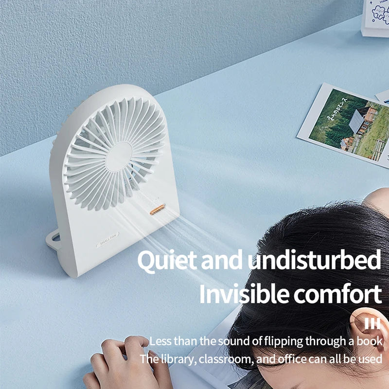 Ventilatore USB Portatile Ricaricabile per Studenti Dormitorio Pratico Compatto Efficiente