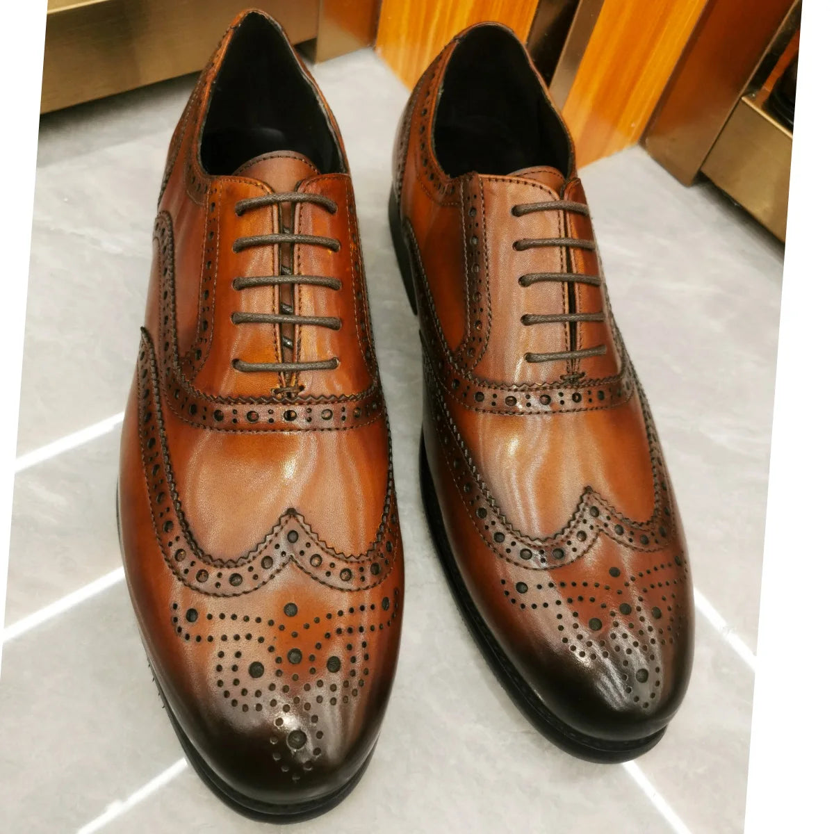 Scarpe Eleganti Da Uomo In Vera Pelle Brogue Punta Alare Oxford Con Lacci Per Matrimonio Nere E Marroni