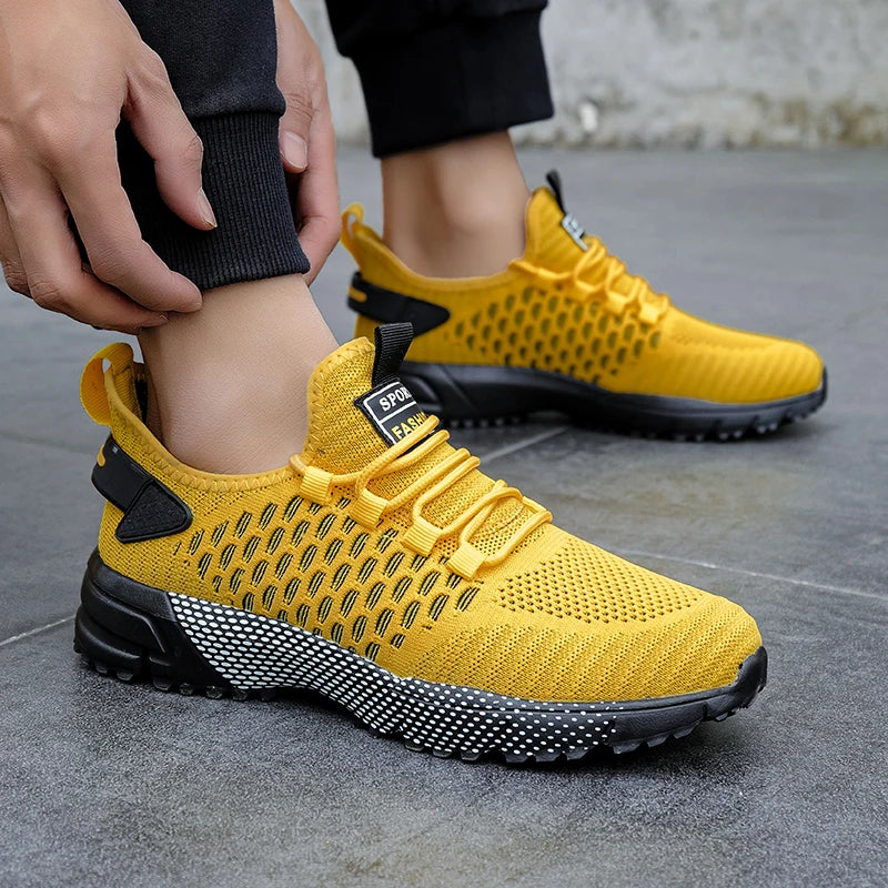 Scarpe Nuove da Ginnastica Uomo Leggere con Piattaforma per Corsa Antiscivolo Traspiranti con Suola Spessa Vendita Calda