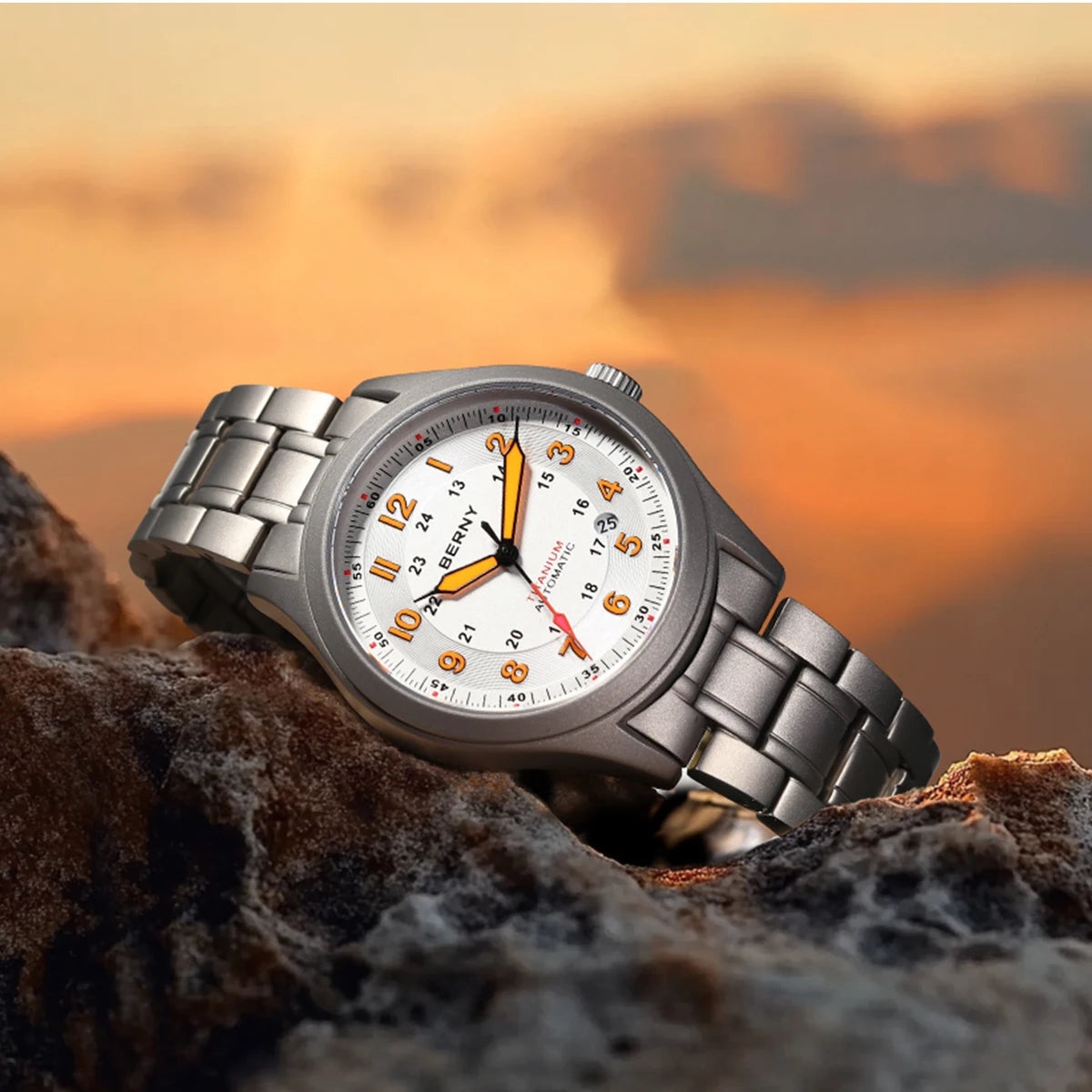 BERNY Orologio Da Campo Da Uomo Automatico In Titanio Con Vetro Zaffiro Luminoso Calendario 10ATM Impermeabile Da Pilota