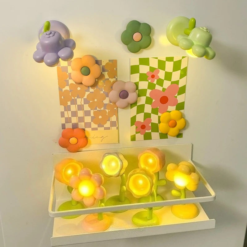 Lampada LED Fiore Notturna Mini Luce Da Tavolo Per Comodino Camera Da Letto Luce Ambientale Giocattolo Per Bambini Regalo