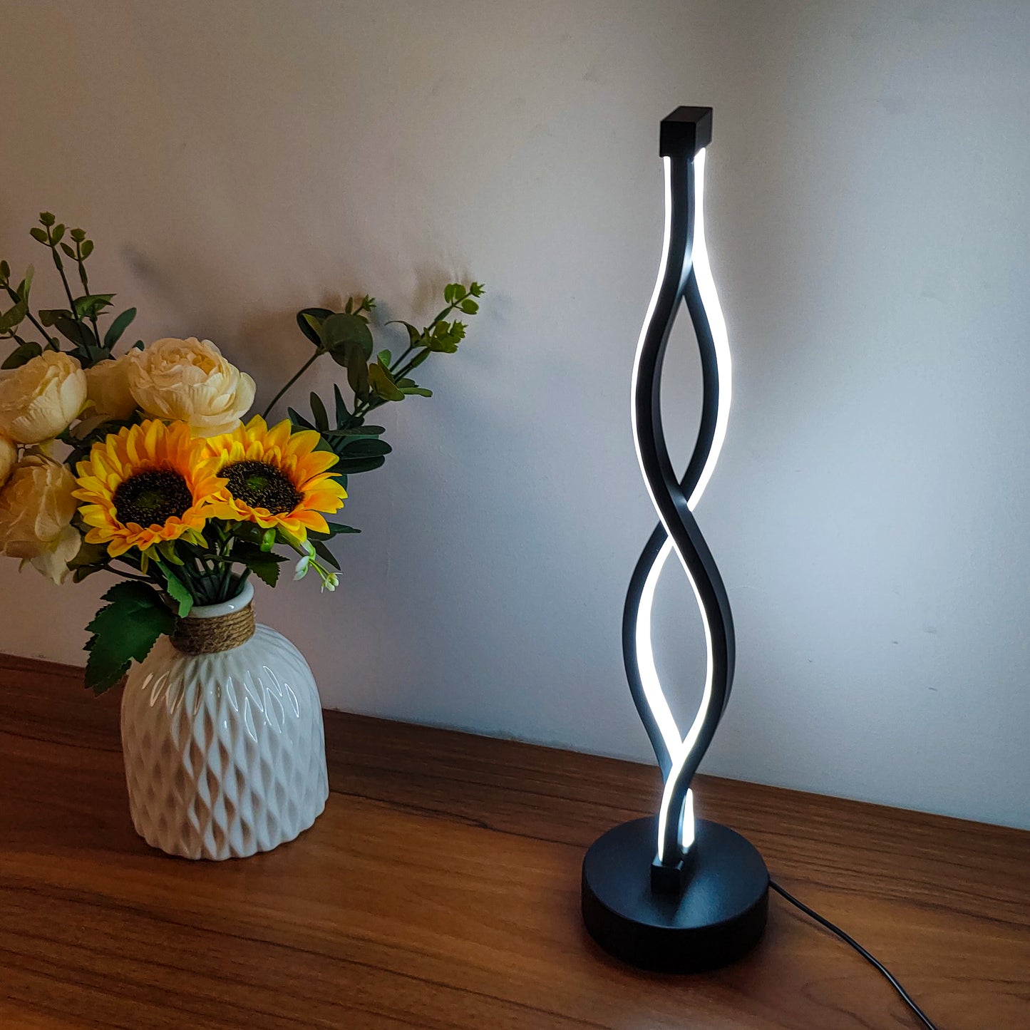 Lampada Nordica Da Comodino Nero In Alluminio Per Camera Da Letto Minimalista Creativa Atmosfera Artistica