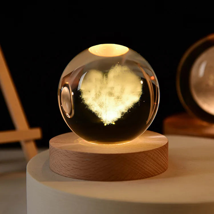 Lampada Notturna Sfera di Cristallo Incisa al Laser Regalo di Compleanno Decorazione da Scrivania con Base USB in Legno