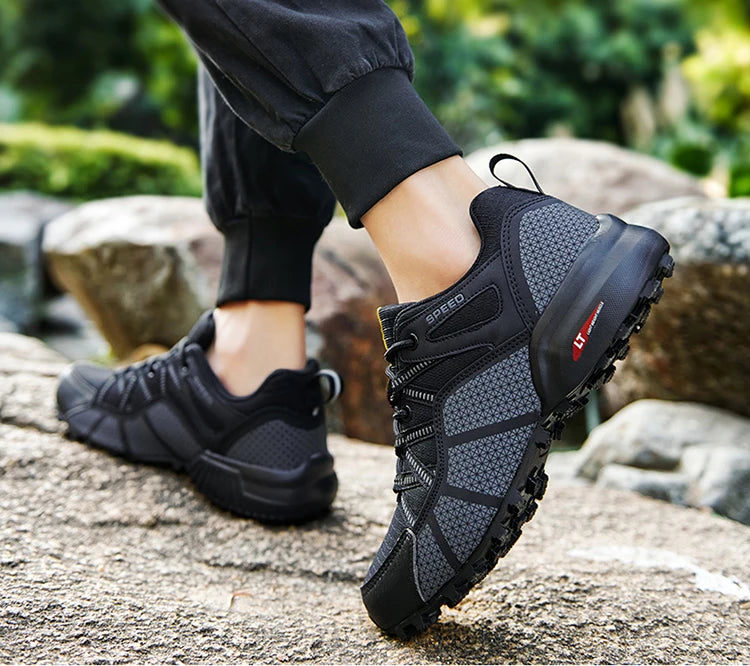 Scarpe sportive da trekking da uomo Stivali da allenamento per escursionismo impermeabili all'aperto Scarpe tattiche da caccia comode e resistenti all'usura da uomo