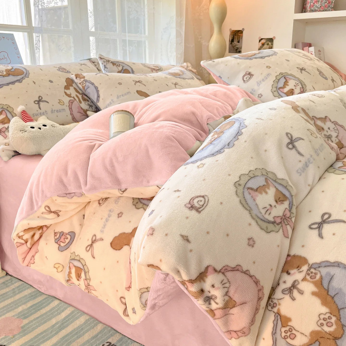 Set Biancheria Da Letto 4 Pezzi In Pile Latte Stampato Invernale Duvet Copripiumino Stile Semplice Accogliente GSM 130