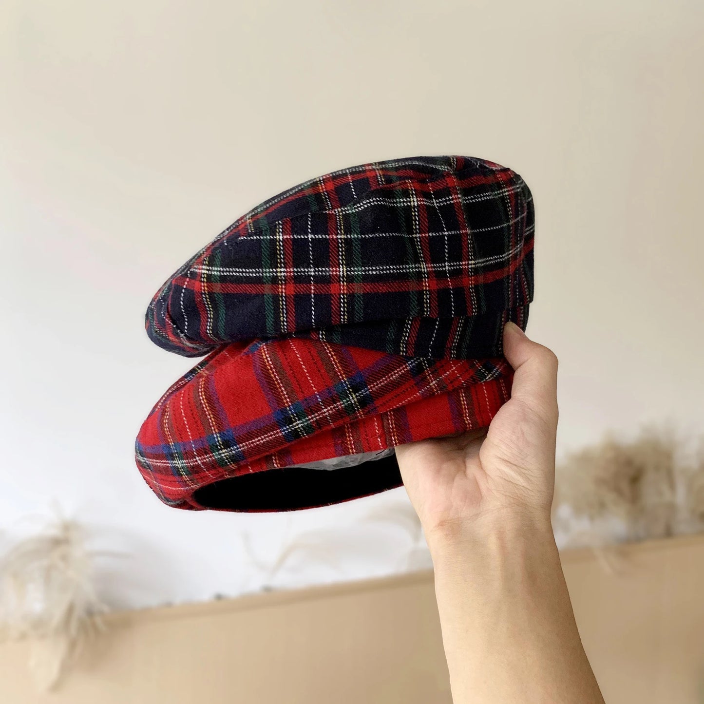 Berretto Scozzese Rosso Unisex Plaid Motivo Profilo Piatto Stile Retrò Caldo Comfort Elegante Donna Uomo