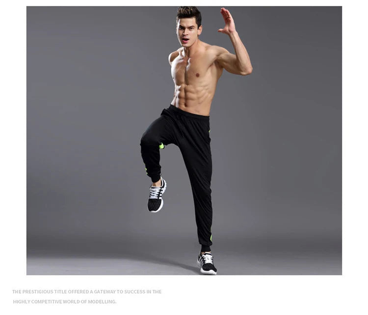 Pantaloni sportivi da corsa da uomo con tasche con cerniera Pantaloni da jogging da calcio Pantaloni sportivi da allenamento Pantaloni da calcio da basket Pantaloni da allenamento da uomo