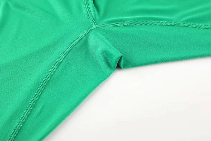 T-shirt da uomo slim a maniche lunghe T-shirt sportiva da palestra T-shirt da compressione fitness da corsa Maglia da calcio da jogging all'aperto attillata rapida