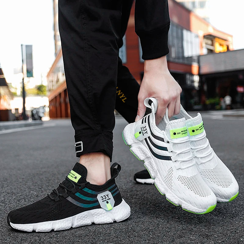 Scarpe sportive casual da uomo Sneakers leggere e traspiranti Scarpe da corsa nere in mesh per esterni Scarpe da passeggio per tennis da jogging atletiche