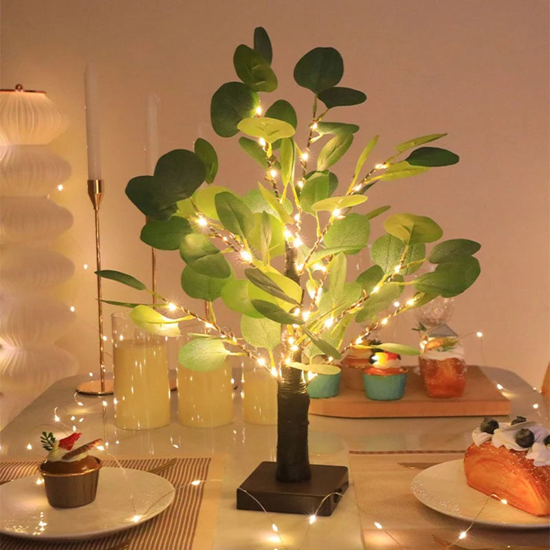 Lampada Da Tavolo A LED Per Albero Eucalipto Artificiale 55 Cm Con USB Per Camera Da Letto Decorazione Scrivania